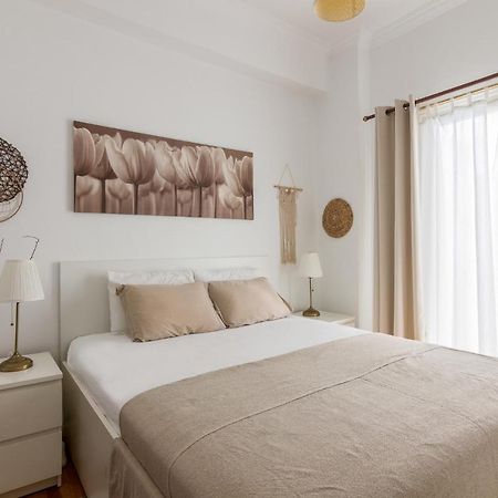 Classic And Modern Apartment In Athene Buitenkant foto