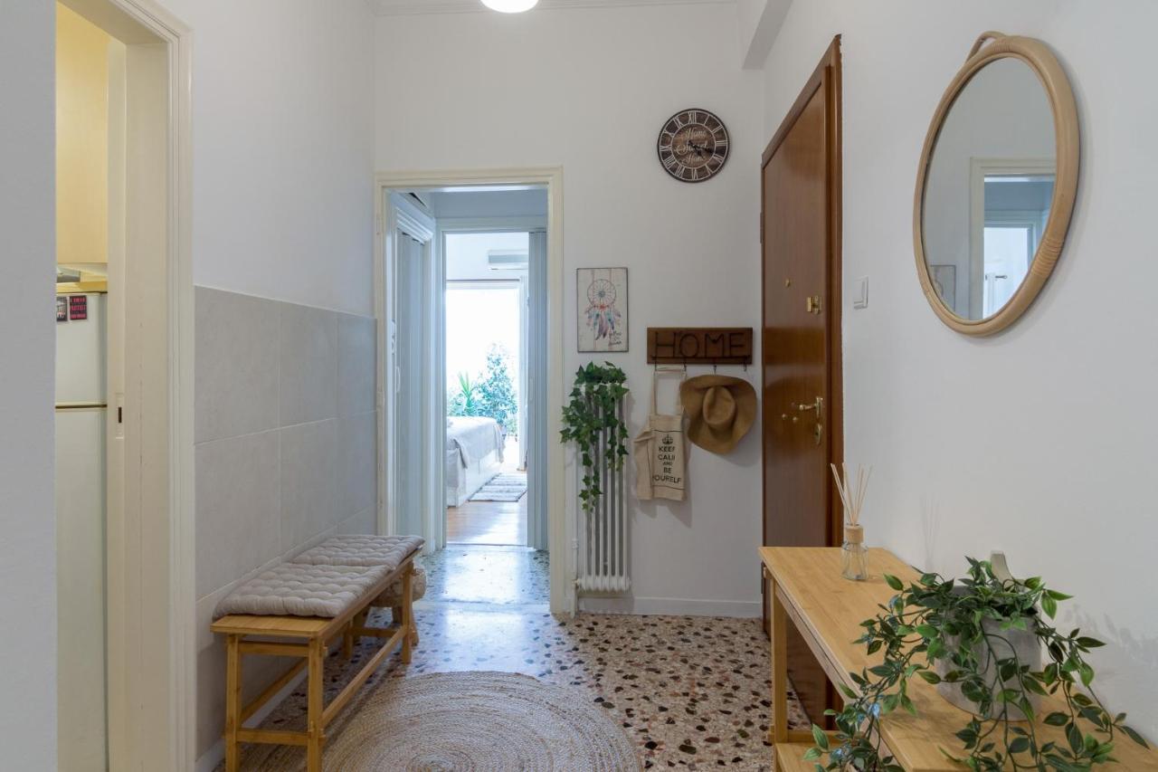 Classic And Modern Apartment In Athene Buitenkant foto