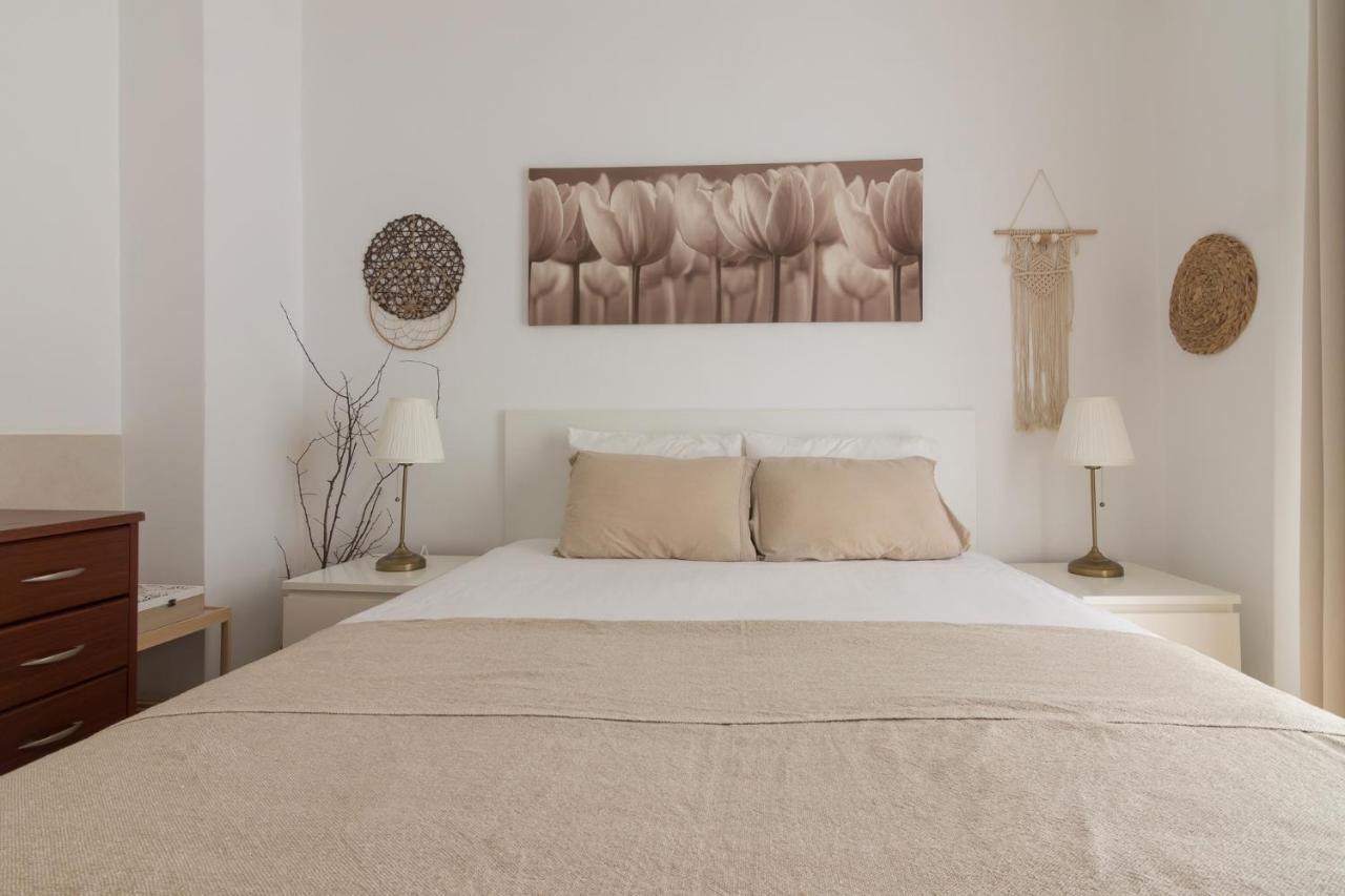 Classic And Modern Apartment In Athene Buitenkant foto